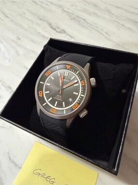 Men's Black and Orange Automatic Dive Watch